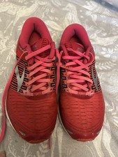 Brooks Transcend Size 6.5 Red Trainers Running Gym Shoes
