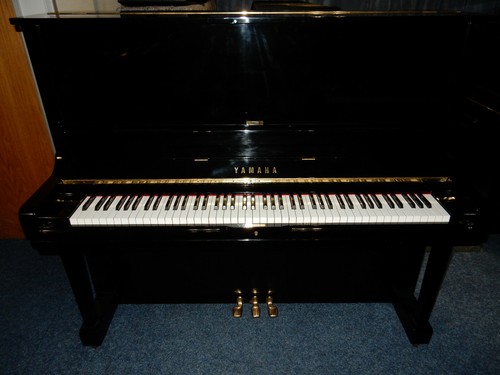 Yamaha upright piano - u3,