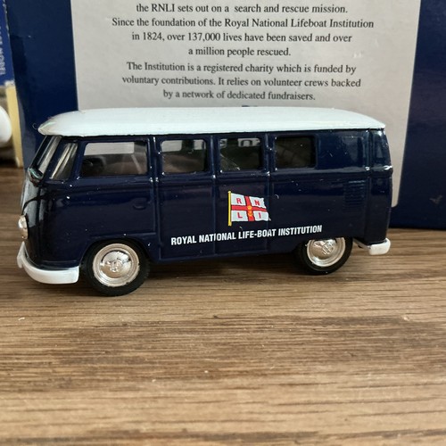 Lledo royal national lifeboat - royal,