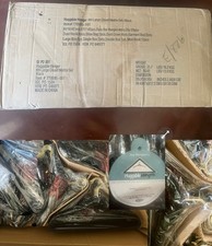 JOY MANGANO HUGGABLE HANGERS