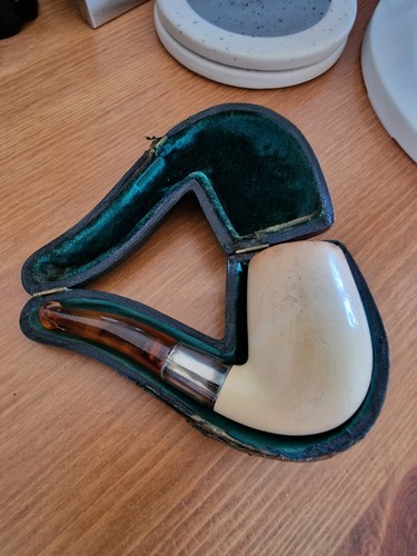 Antique meerschaum pipe - meerschaum,