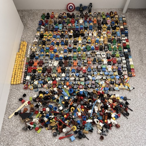 Huge lego minifigure job - lego,