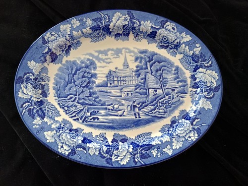 Oval plate by enoch - 8",