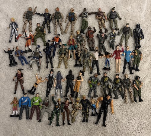 Large vintage action - action, figures