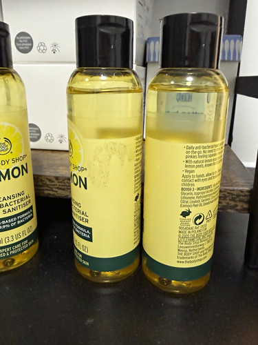 The body shop lemon - shop, hand