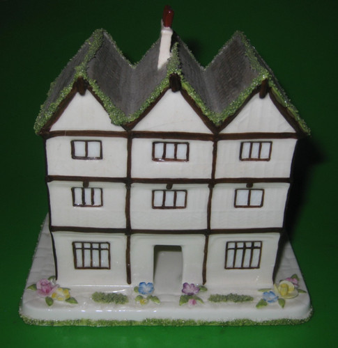 Rare vintage coalport cottage - rare,