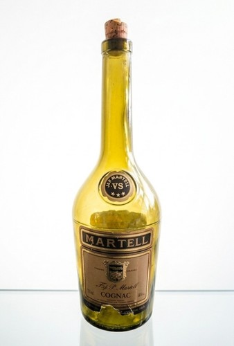 Vintage martell cognac giant - cognac,