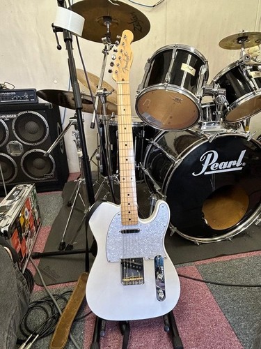 Fender made japan - made, in