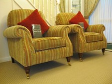 PAIR PARKER KNOLL WESTBURY
