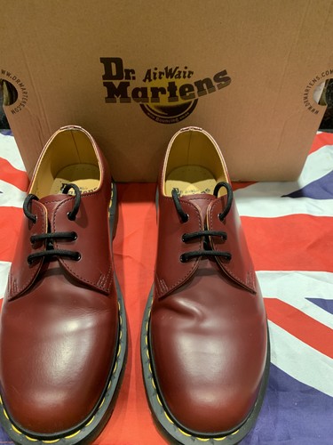 Martens 1461 hole shoes - dr,