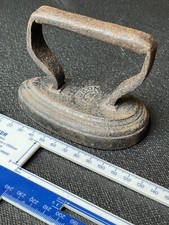 Antique Vintage Flat Iron By Garron / Carron Size No. 1? Clothes Press Cast Iron