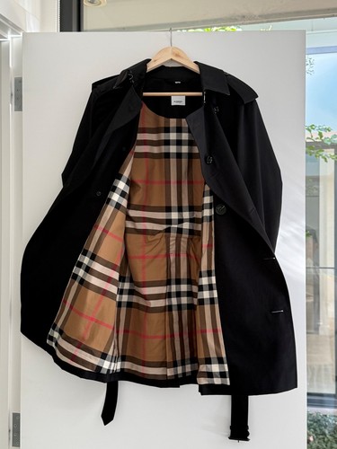 Authentic burberry mid length - burberry, mid-length