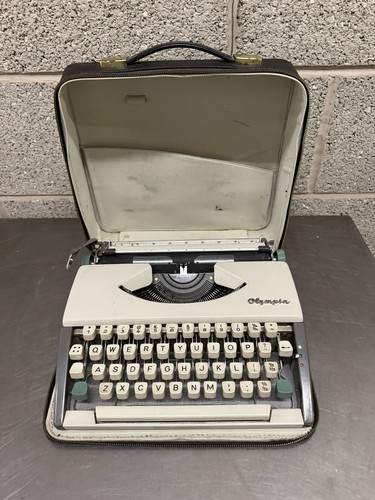 Olympia deluxe typewriter west - typewriter,