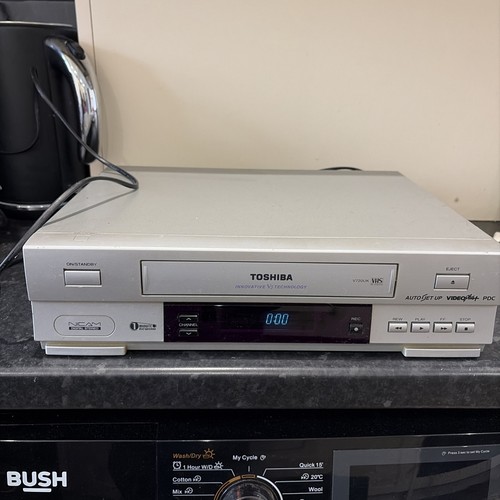Toshiba v720uk vhs player - toshiba,