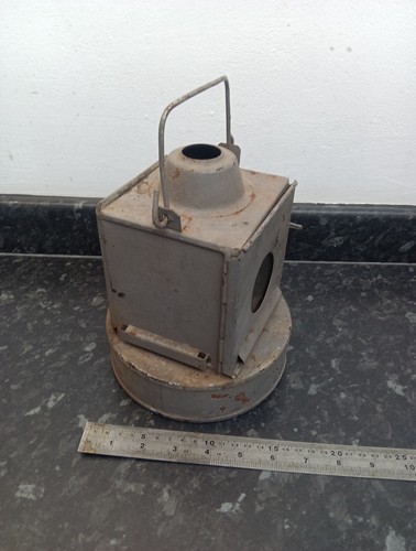 Brwr railway oil lamp inside - oil,