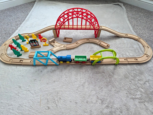 Wooden train track - wooden,
