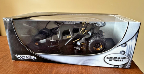 Hot wheels batman begins - hot,
