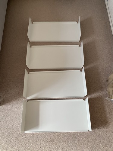 Vitsoe 606 universal shelving - vitsoe,