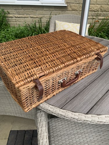 Wicker picnic basket set - wicker,