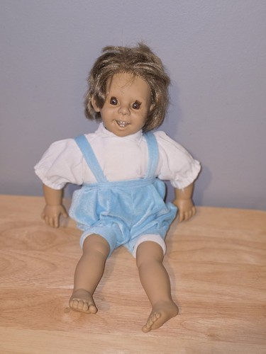 Vintage 90s spanish - arias, doll
