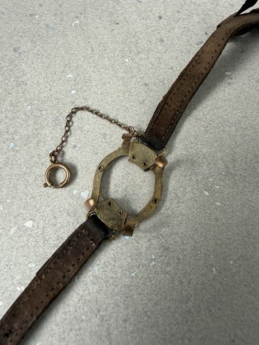 Antique rolled gold - gold, spring