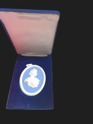 Vintage cased wedgwood the - cased,