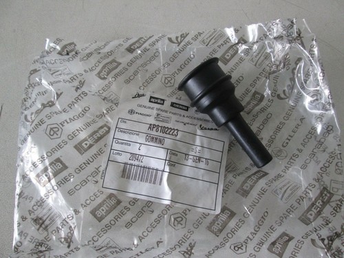 Aprilia oil tank rubber spacer - oil,