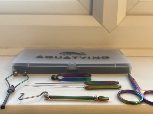 Aqua tying fly - fly, kit