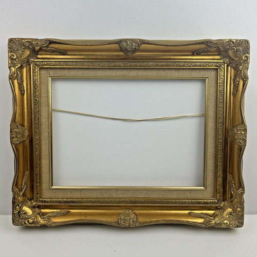Vintage gilt picture frame - gilt,