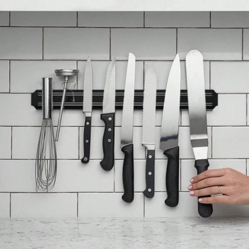 Magnetic wall mounted - wall, knife