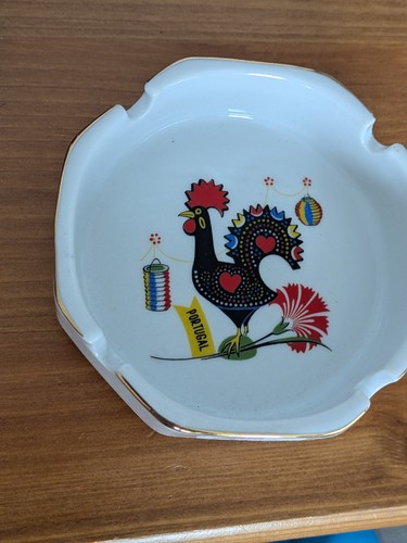 Vintage hand painted ceramic - painted,