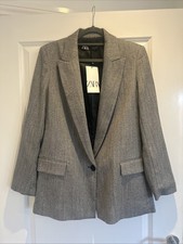Zara Women’s Tweed Blazer