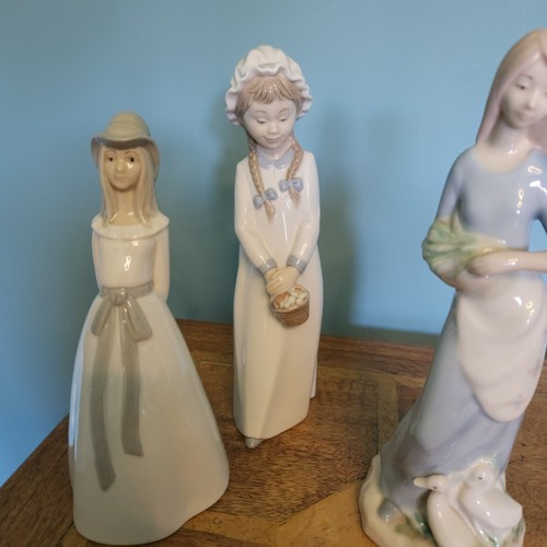 Lladro nao nadal and - lladro, miquel