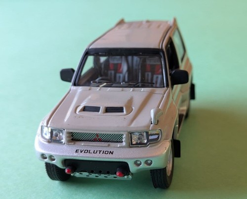 Mitsubishi pajero - [1/43],