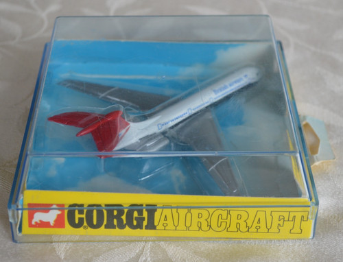 Corgi lintoy 1320 vickers - lintoy,
