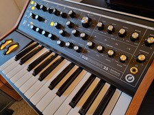 Moog Subsequent 25 Paraphonic Analog Synthesizer - Mint condition Boxed