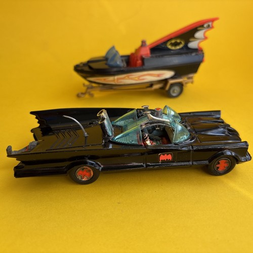 Corgi toys gift set batmobile - toys,