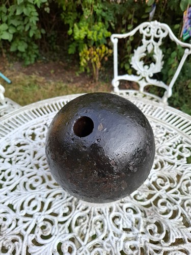 Cannonball antique royal navy - antique,