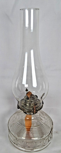 Charming vintage oil - charming, lamp