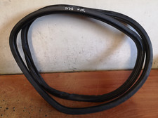 VW PASSAT ESTATE R36 (B6) 2008 NSR PASS-SIDE REAR DOOR RUBBER WEATHER SEAL