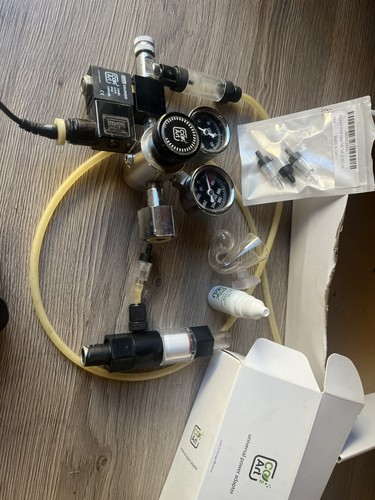 Co2art solenoid regulator and - regulator,