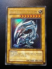 Blue-Eyes White Dragon SDK-E001 Ultra Rare 1st Edition Moderate Play Yugioh