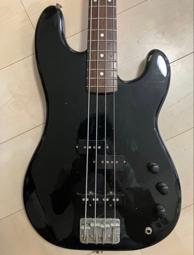 Fender precision bass - bass, black