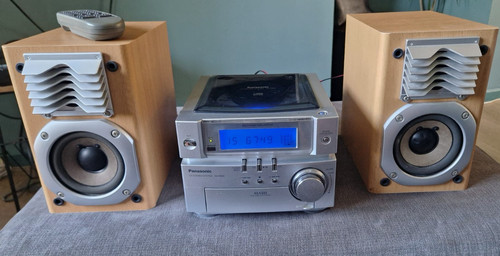 Panasonic pm03 stereo - panasonic,