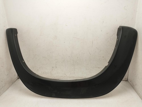 Mitsubishi l200 wheel arch - mitsubishi,