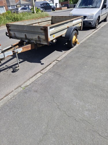 Tipping trailer - tipping,