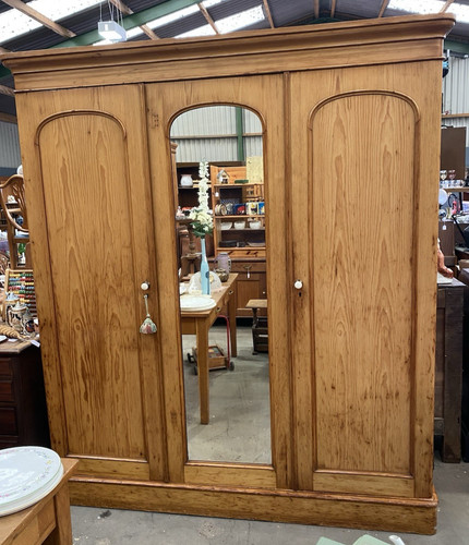 Stunning victorian pine - victorian,