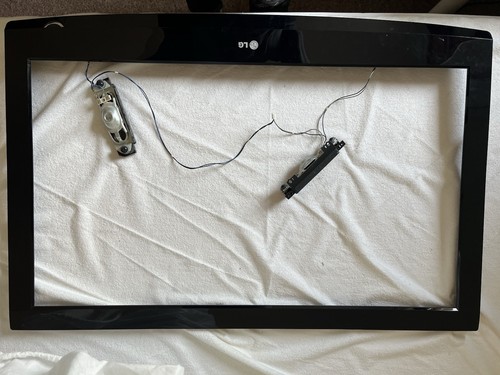 Front cover for - for, 37lg3000