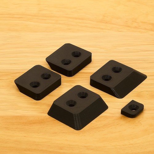 Locking foot mount cleats - locking,