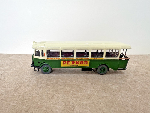 Renault tn4h paris bus - bus, pirate